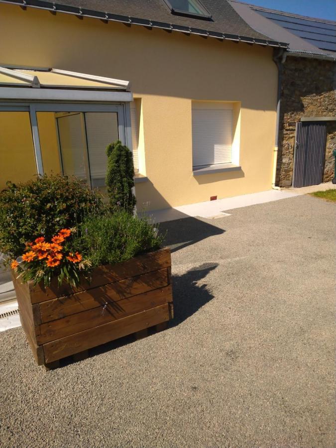 Gilles Diais Apartment Louisfert Exterior foto